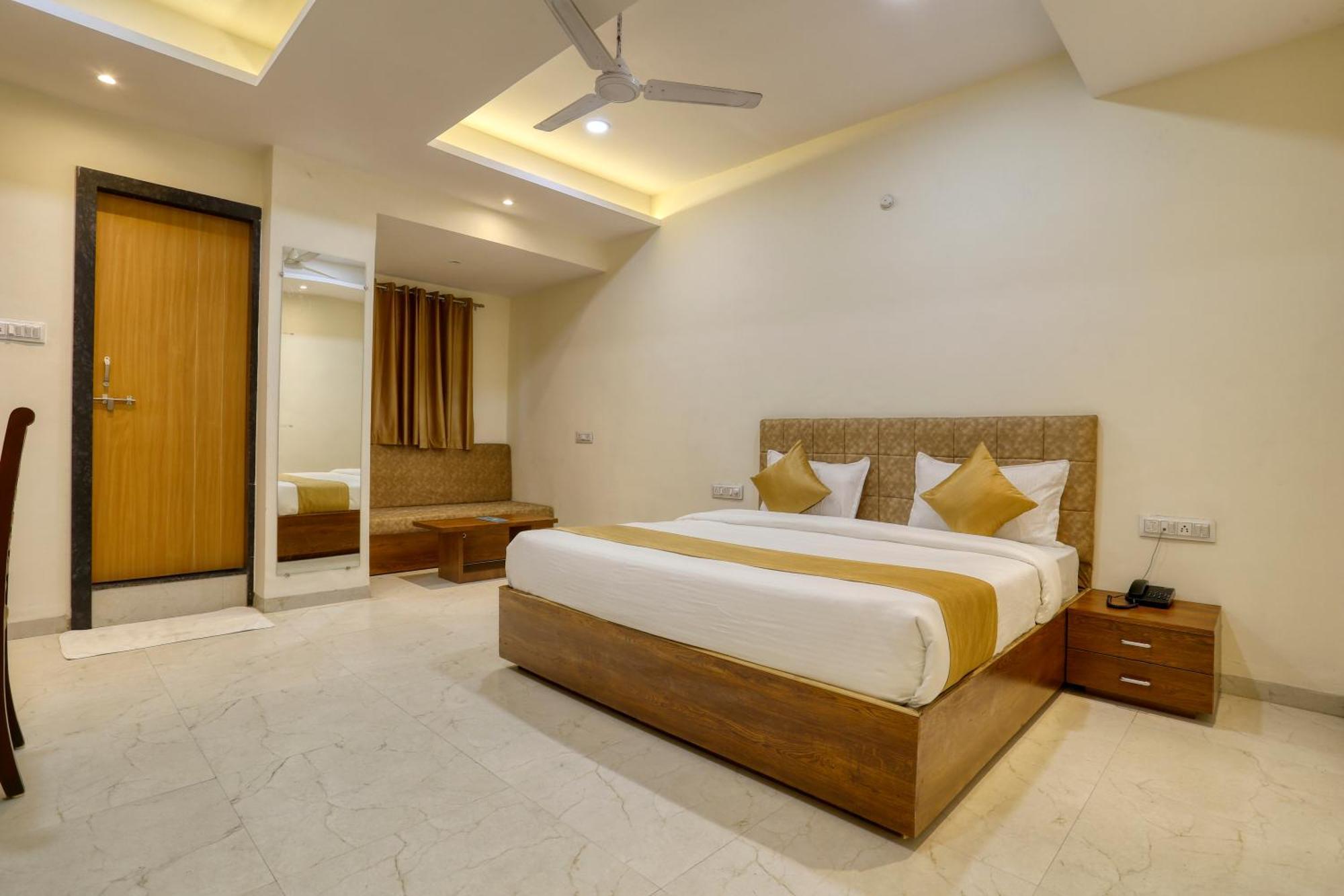 Soonstay Hotel Konark Indore Eksteriør bilde